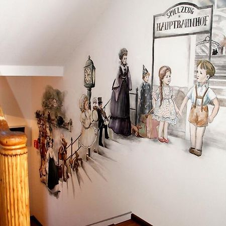 Spielzeughotel Sonneberg Esterno foto